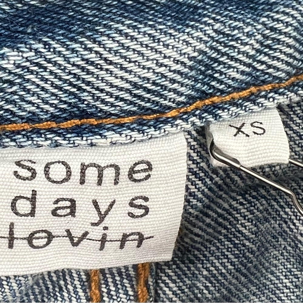 Somedays Lovin NWT Booty Call Destroyed Denim Shorts size XS - Picture 6 of 9